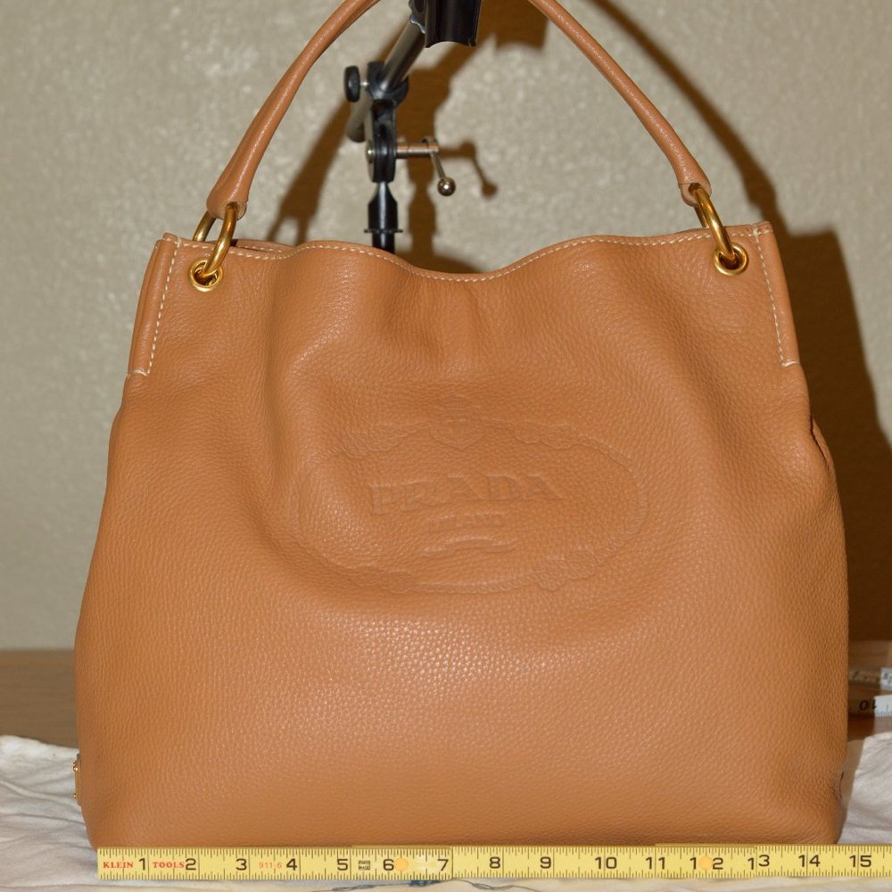 Prada Vitello Daino BN2097 Logo Signature Tan Leather shoulder Bag Gold Brass - Picture 1 of 15